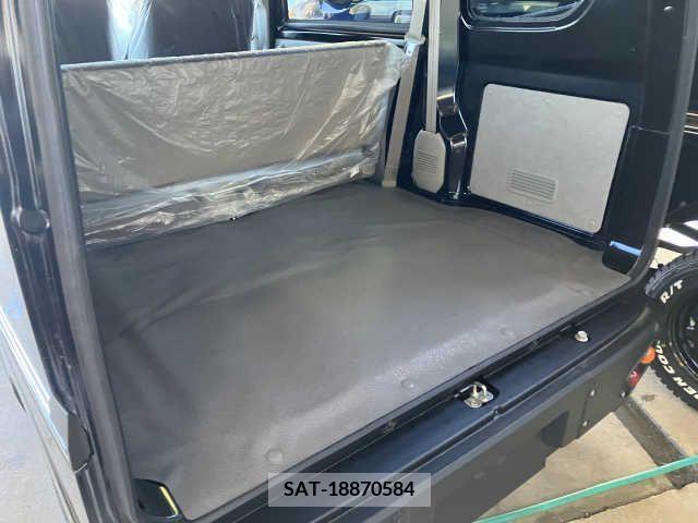 Suzuki EVERY 2023-07 218386-8
