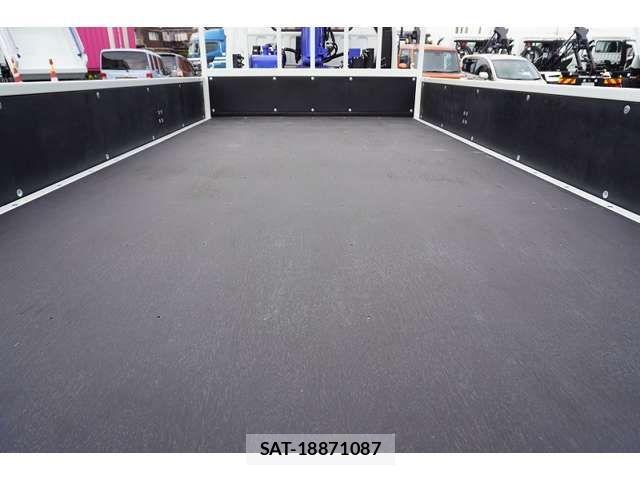 Mitsubishi CANTER 2023-12 454934-14