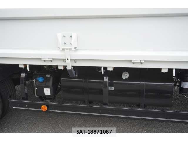 Mitsubishi CANTER 2023-12 454934-18