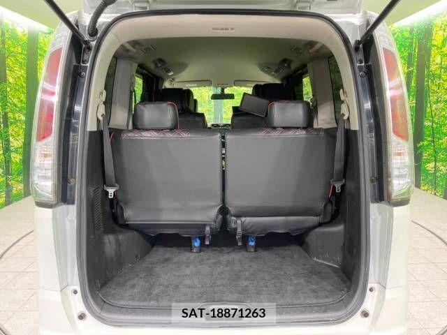 Nissan SERENA 2012-04 324909-12