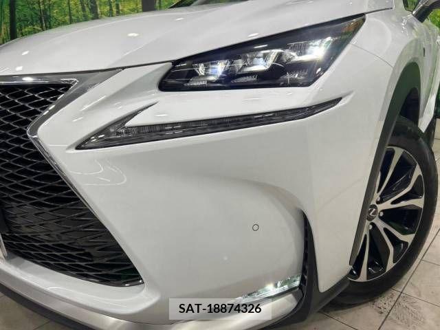 Lexus NX 2015-09 354166-12
