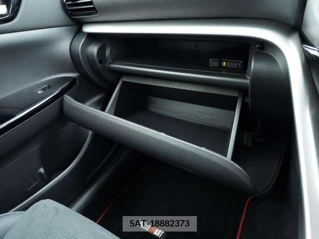 Mitsubishi ECLIPSE CROSS 2023-04 296808-11