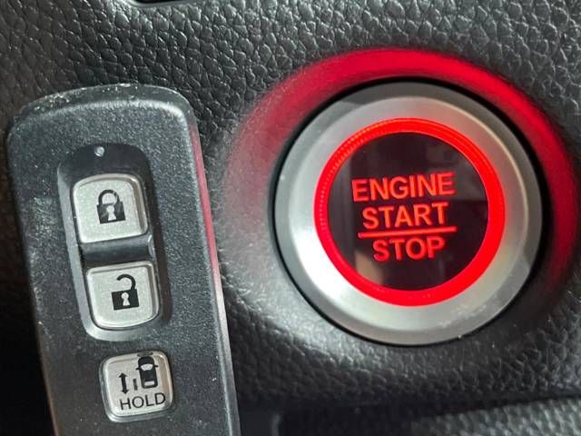 Honda N BOX CUSTOM 2018-01 183534-8