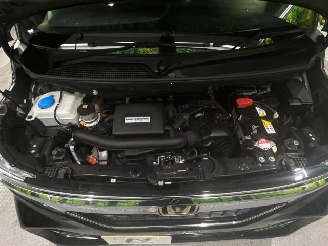 Honda N BOX CUSTOM 2018-01 183534-19