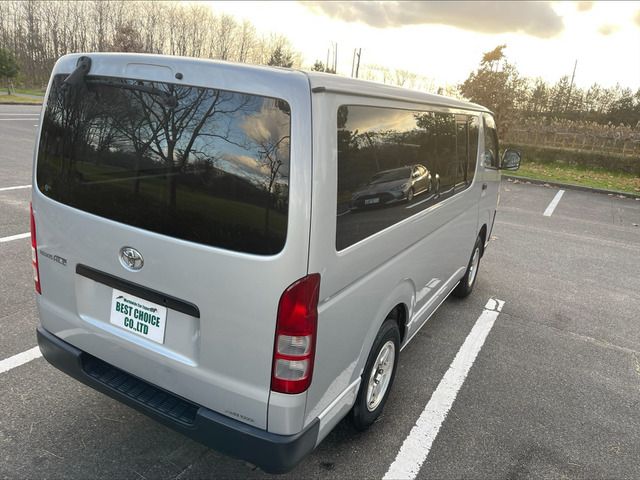 Toyota HIACE VAN 2005-11 194204-19