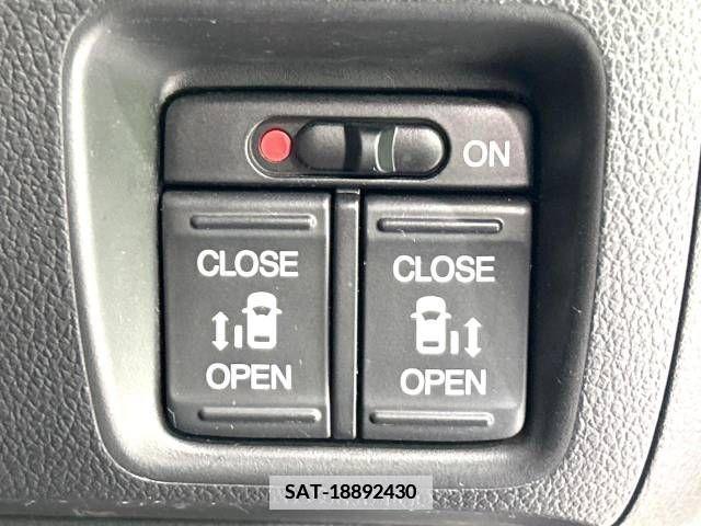 Honda N BOX CUSTOM 2016-10 364791-5