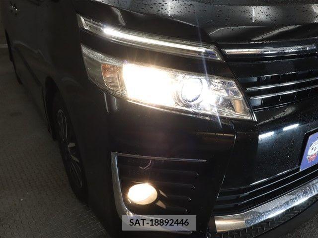 Toyota VOXY 2015-10 289116-19