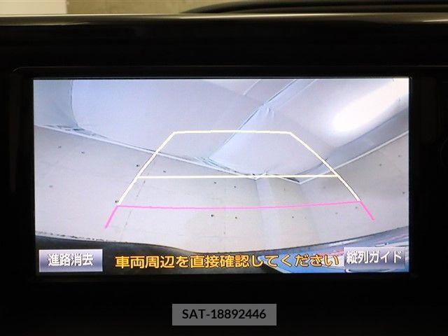 Toyota VOXY 2015-10 289116-15