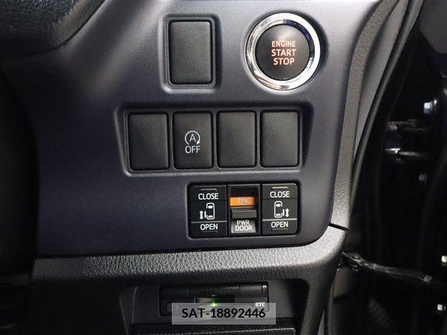 Toyota VOXY 2015-10 289116-12