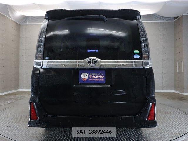 Toyota VOXY 2015-10 289116-23