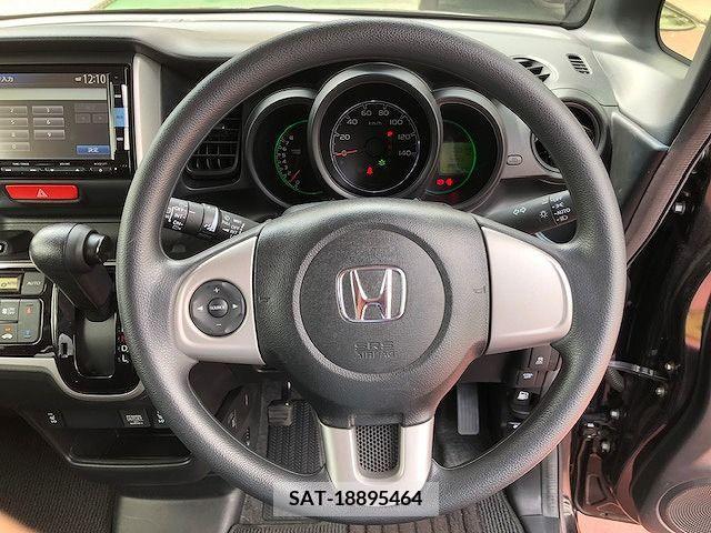 Honda N BOX 2015-03 241911-13
