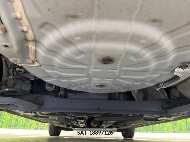 Nissan NOTE 2019-03 339577-18