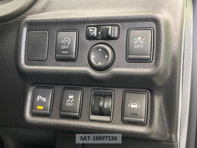 Nissan NOTE 2019-03 339577-4
