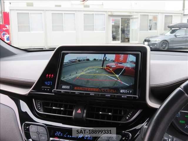 Toyota C-HR 2017-04 322972-5