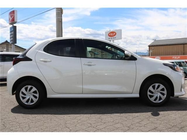 Toyota YARIS 2022-05 14641-25