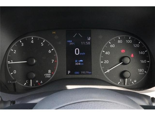 Toyota YARIS 2022-05 14641-8