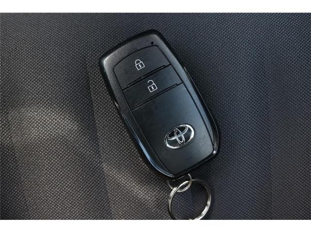 Toyota YARIS 2022-05 14641-15
