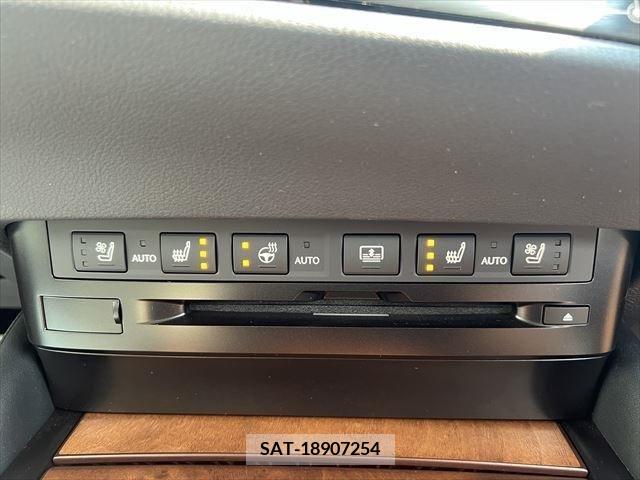 Lexus ES 2021-09 391818-25