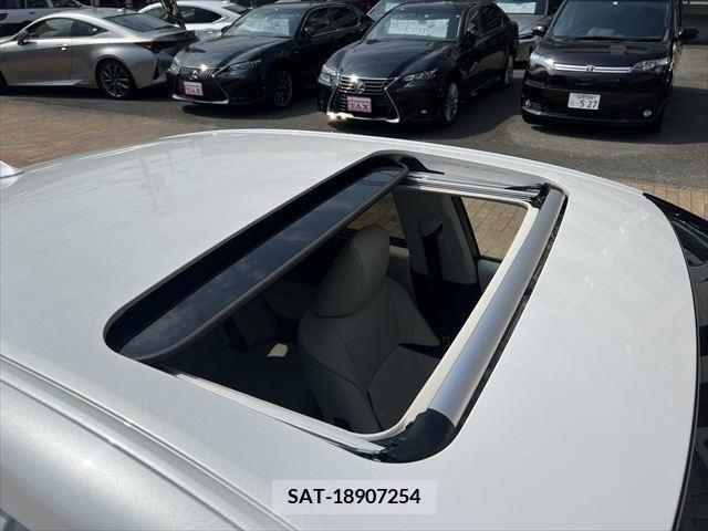 Lexus ES 2021-09 391818-9