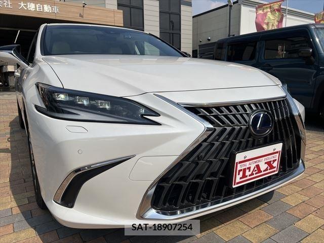 Lexus ES 2021-09 391818-7