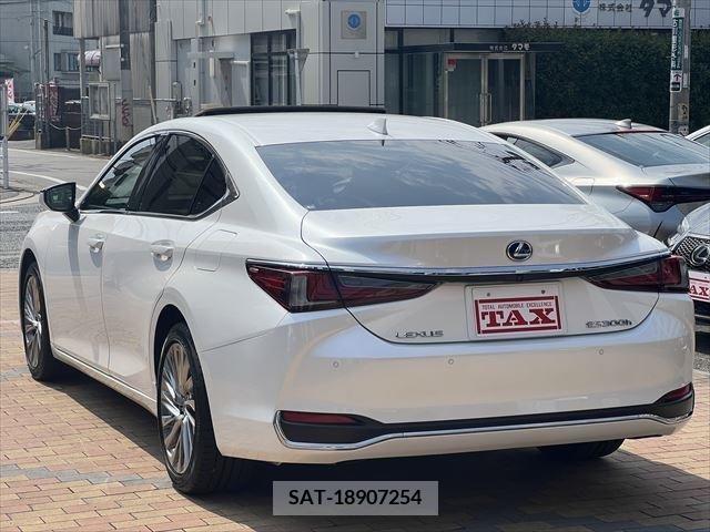 Lexus ES 2021-09 391818-4