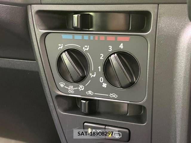 Daihatsu HIJET CARGO 2021-10 337632-5