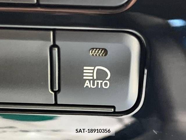 Toyota PRIUS 2020-04 231610-7