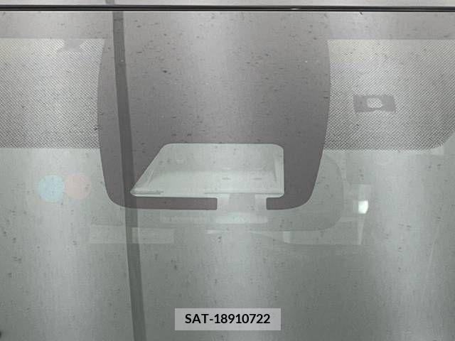 Toyota NOAH 2018-11 376187-2