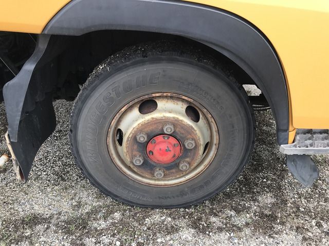 Nissan CONDOR 2012-06 8412-12