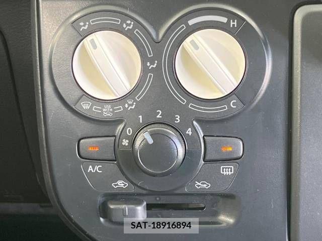 Suzuki ALTO 2018-01 305074-6
