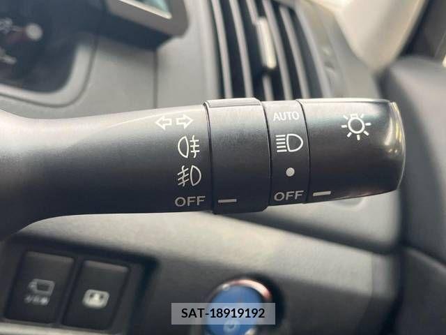 Toyota SAI 2013-01 300568-5