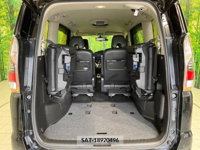 Nissan SERENA 2019-04 325009-11