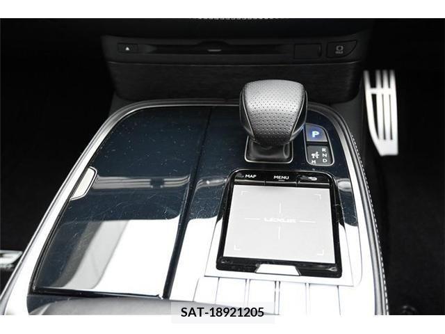 Lexus LS 2020-04 201114-13