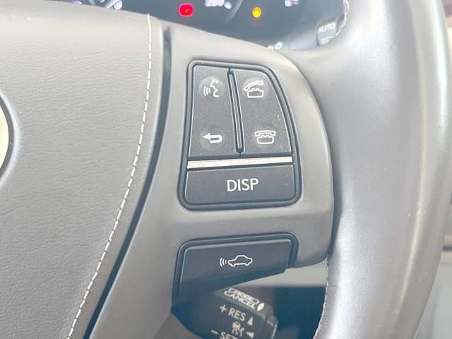 Lexus LS 2015-08 181029-6