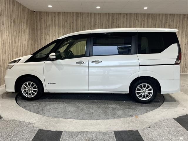 Nissan SERENA 2018-09 9077-7