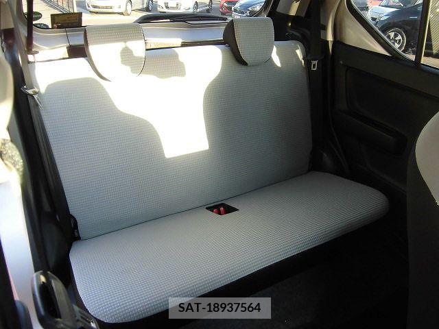 Mazda CAROL 2018-09 305285-9