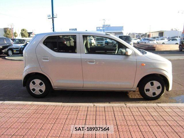 Mazda CAROL 2018-09 305285-19