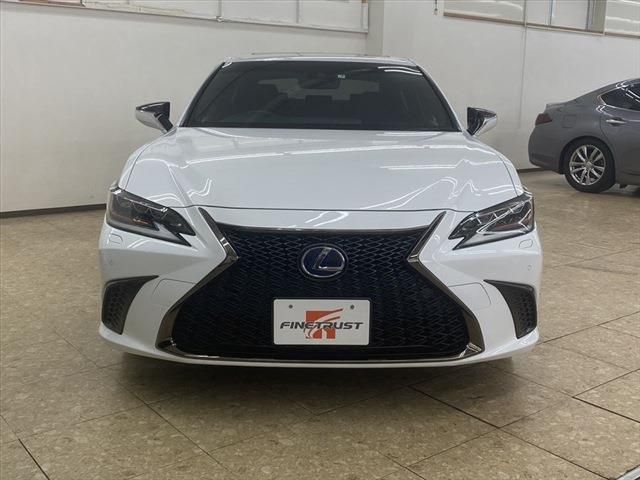 Lexus ES 2019-07 192691-1