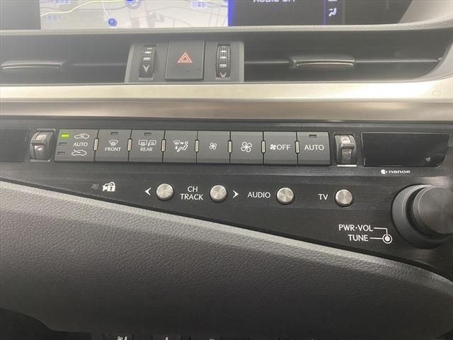 Lexus ES 2019-07 192691-24