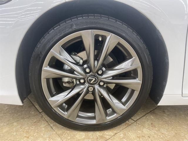 Lexus ES 2019-07 192691-14