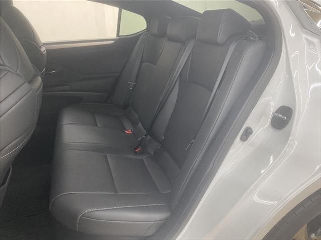 Lexus ES 2019-07 192691-20