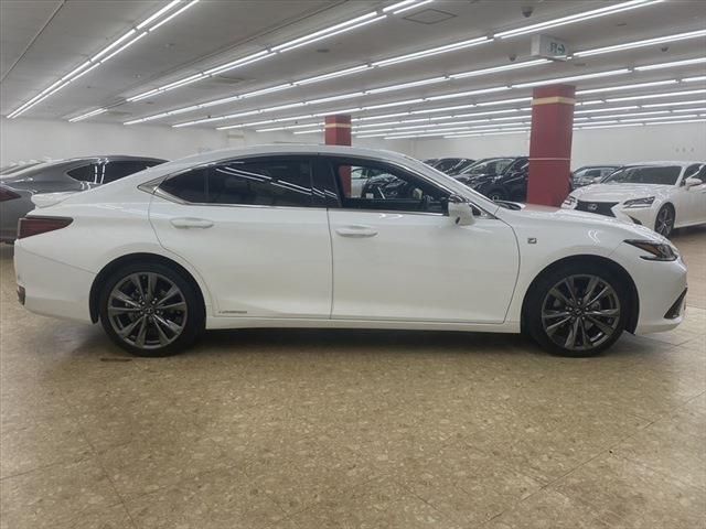 Lexus ES 2019-07 192691-3