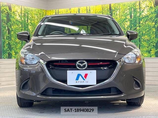 Mazda DEMIO 2014-11 396393-14