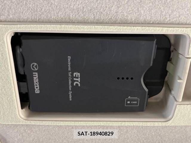 Mazda DEMIO 2014-11 396393-5