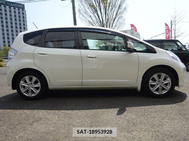 Honda FIT HYBRID 2011-09 236013-7