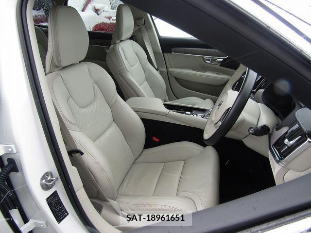 Volvo V90 2022-12 218945-7