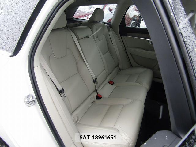 Volvo V90 2022-12 218945-9