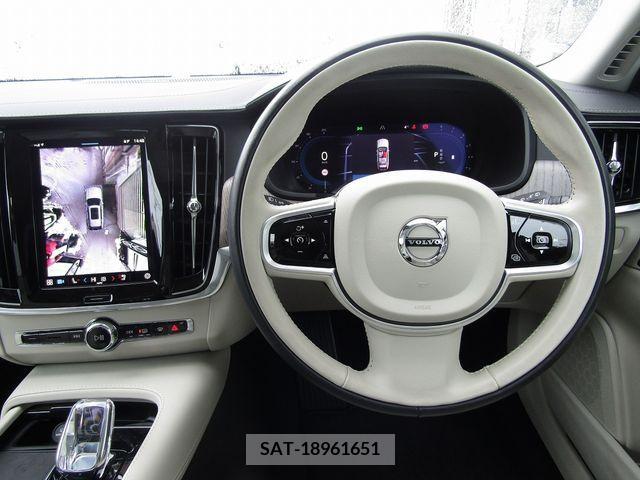 Volvo V90 2022-12 218945-10