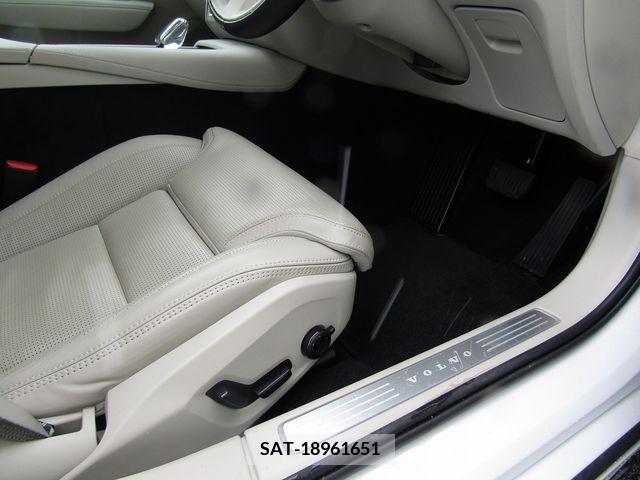 Volvo V90 2022-12 218945-17