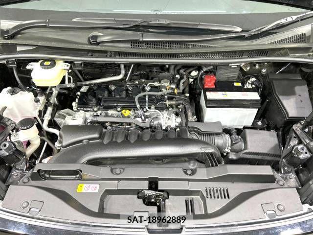 Toyota VOXY 2023-04 206220-19